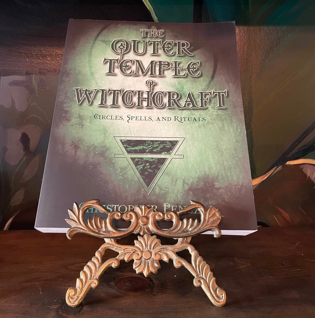 The Outer Temple of Witchcraft by Christopher Penczak