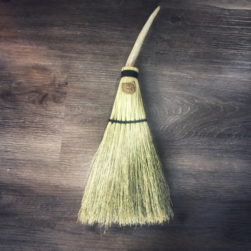Taotat Brooms