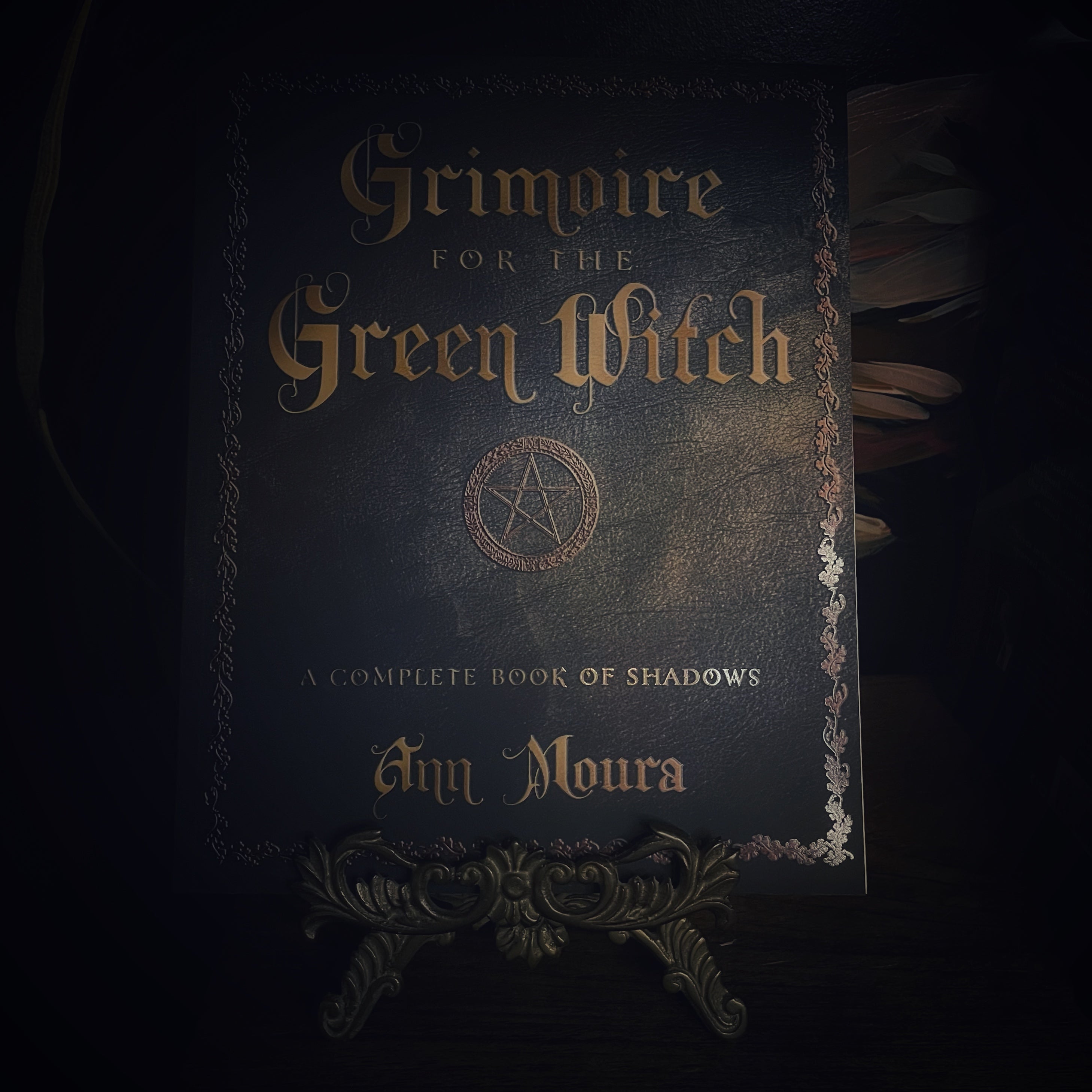 Grimoire for the Green Witch: A Complete Book of Shadows