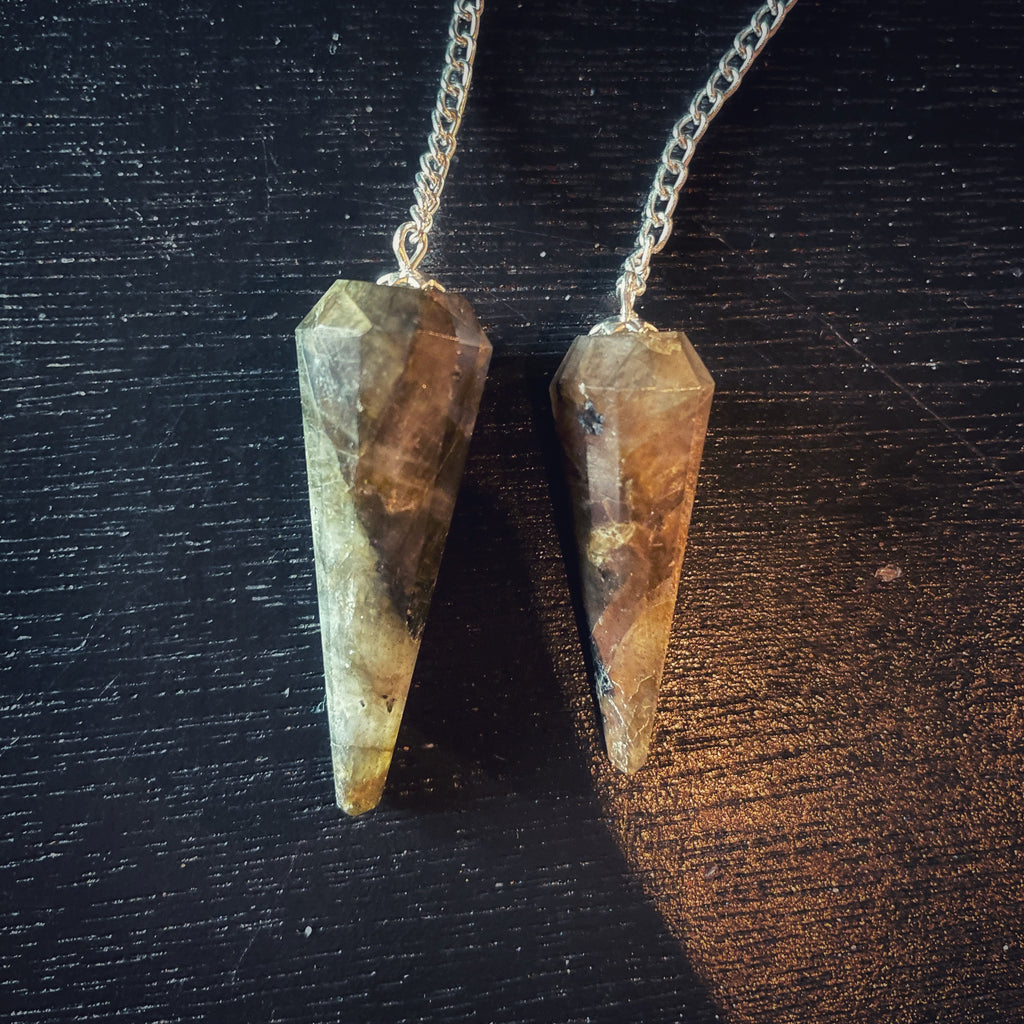 Labradorite Pendulum